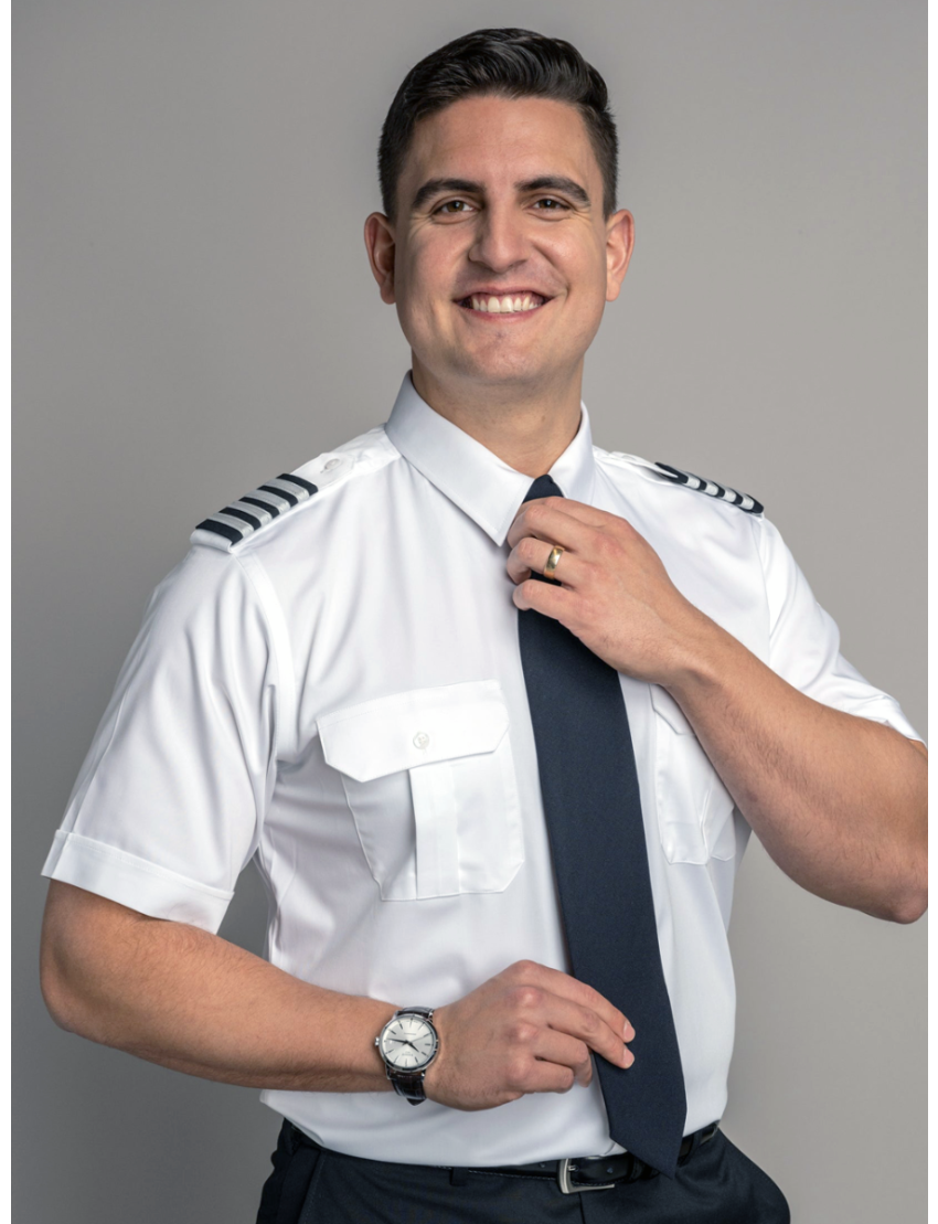 Sterling Open Pocket Short Sleeve Tapered Shirt w/Eyelet